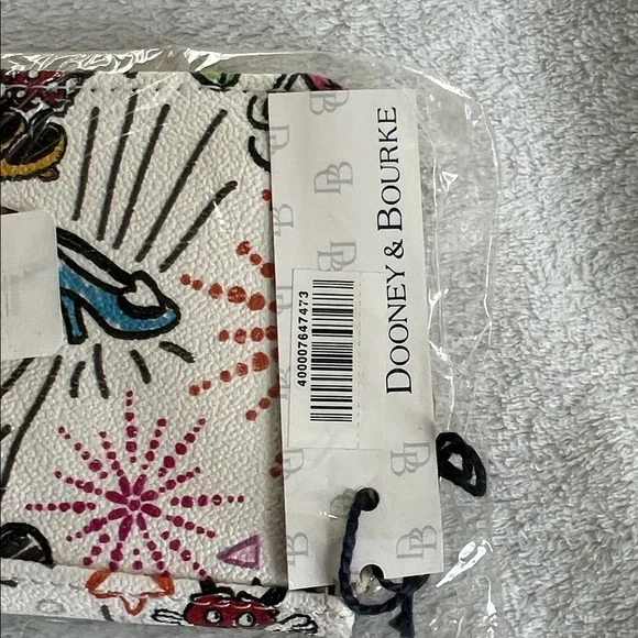Disney Dooney & Bourke Sketch Character Print Wallet - Picture 2 of 5